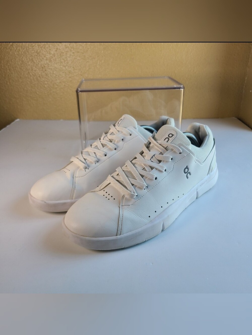 ON Running Cloud 5 Men's White Fashion Sneakers Size 12
